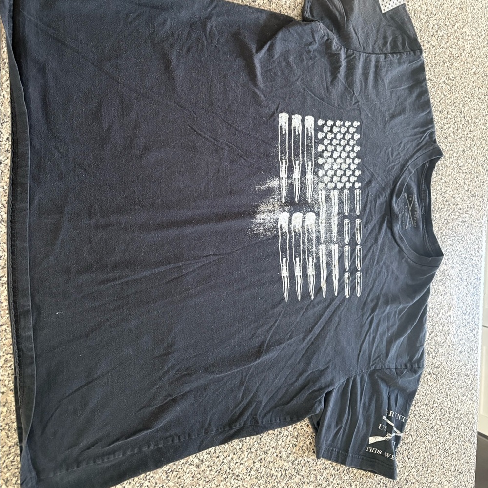 Men’s shirt
